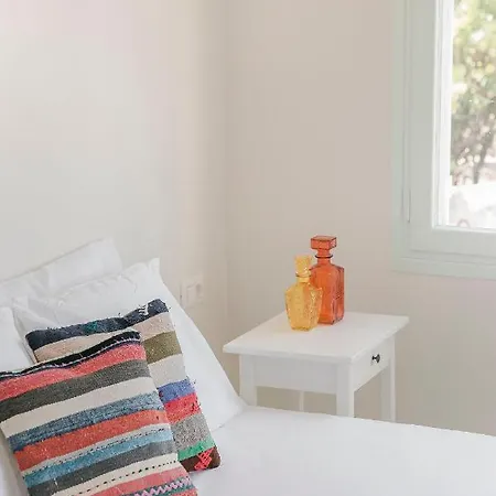 Bohemian Nest - Cheerful 2-bedroom With Pool * Δαυγάτα