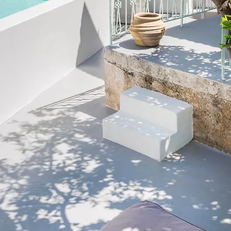 Bohemian Nest - Cheerful 2-bedroom With Pool Villa *