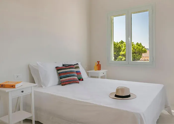 Bohemian Nest - Cheerful 2-bedroom With Pool * Dhavgáta
